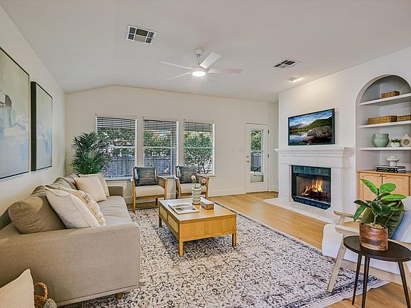 2nd image of 8909 Lanna Bluff Loop