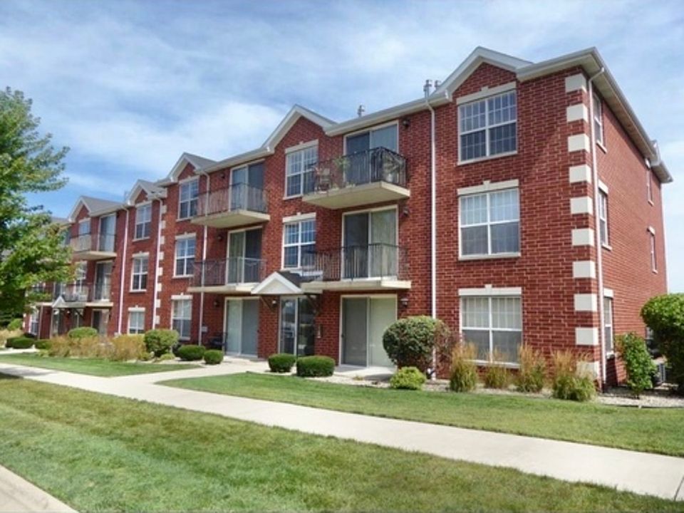 1st image of 16631 Liberty Cir Unit 1S