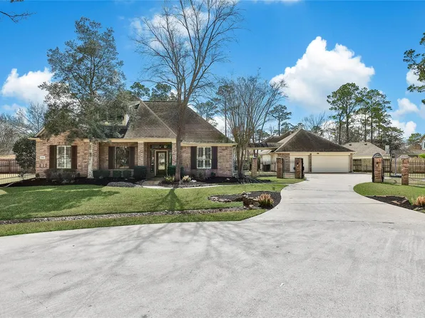 1002 Acorn Ct, Friendswood, TX 77546