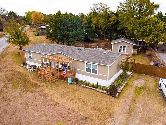 3rd image of 209 E Union Dr