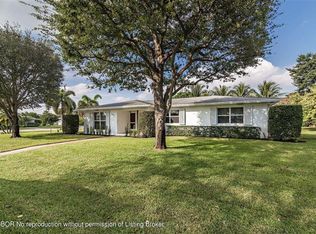 1431 S Lake Ct, Lake Clarke Shores, FL 33406