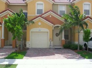 8476 SW 165th Pl, Miami, FL 33193