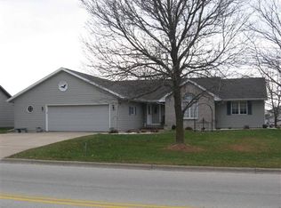 3040 Manitowoc Rd, Green Bay, WI 54311