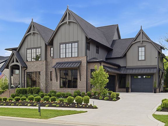 2nd image of 8064 Heirloom Blvd