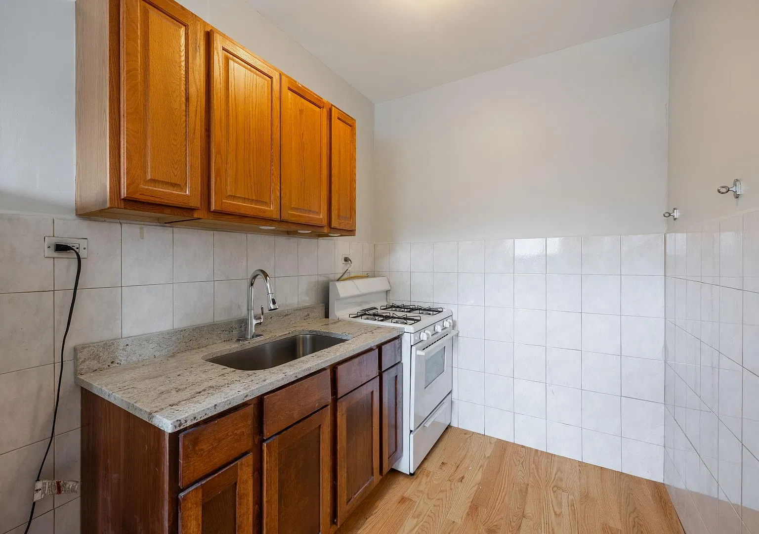2712 North Milwaukee Avenue #205 — Photo 4
