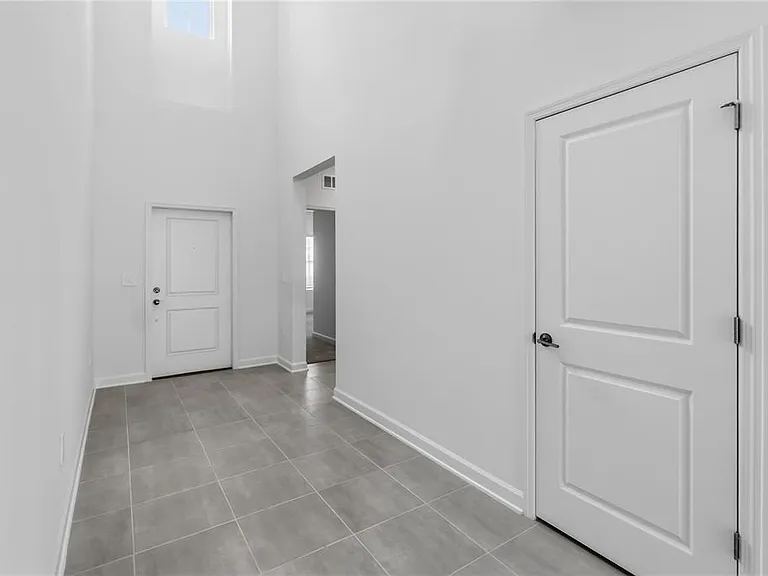 5512 Fiona Ln — Photo 4