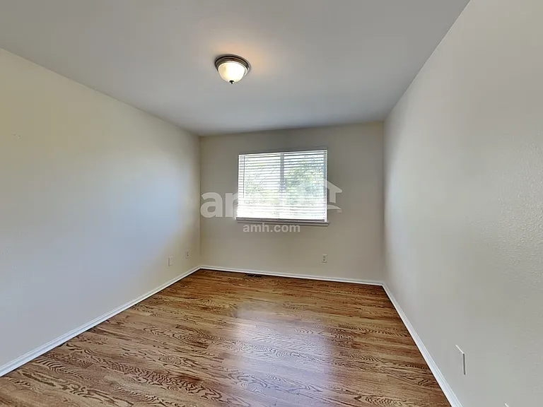 11852 Altura St — Photo 19
