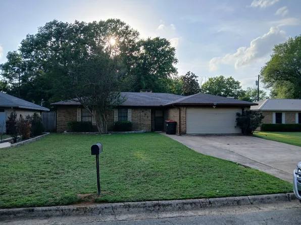 435 33rd St NE, Paris, TX 75460