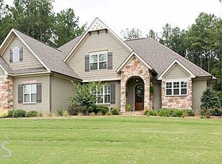 171 Beverly Farms Dr, Sharpsburg, GA 30277