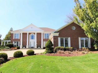 3426 Doral Dr, Waterloo, IA 50701
