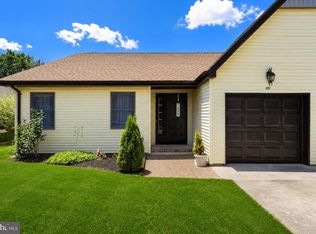 10 Cedar Ave, Manahawkin, NJ 08050