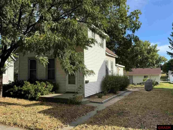 818 N Broadway St, New Ulm, MN 56073