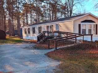 975 W Telegraph Rd, Sanford, MI 48657