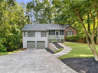 3902 Robin Ct, Acworth, GA 30101