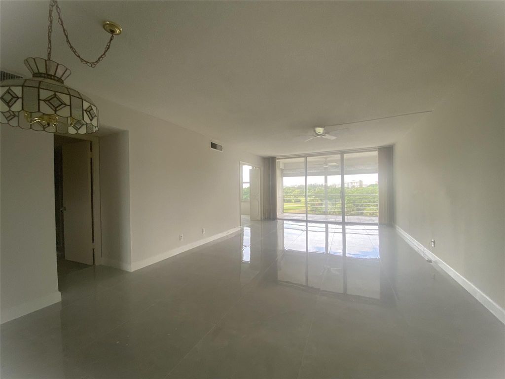 2671 S Course Drive #602, photo 8