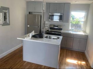 14 Harding St #2, Cambridge, MA 02141