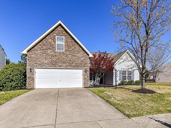 4th image of 15506 Lakepoint Forest Dr