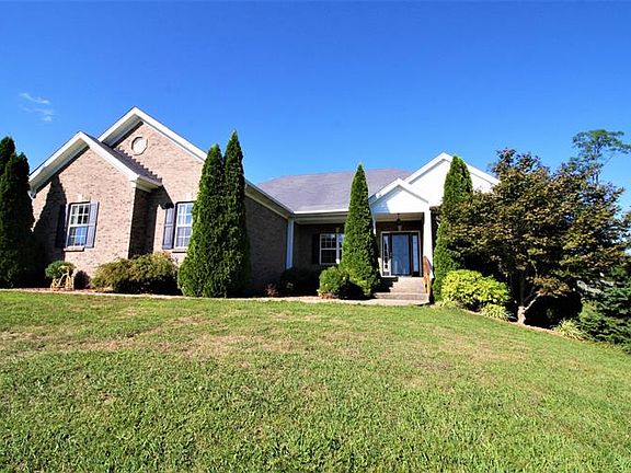 3rd image of 2211 Courtney Dr