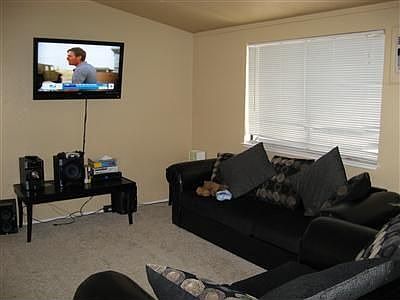 5th image of 3915 38th St
