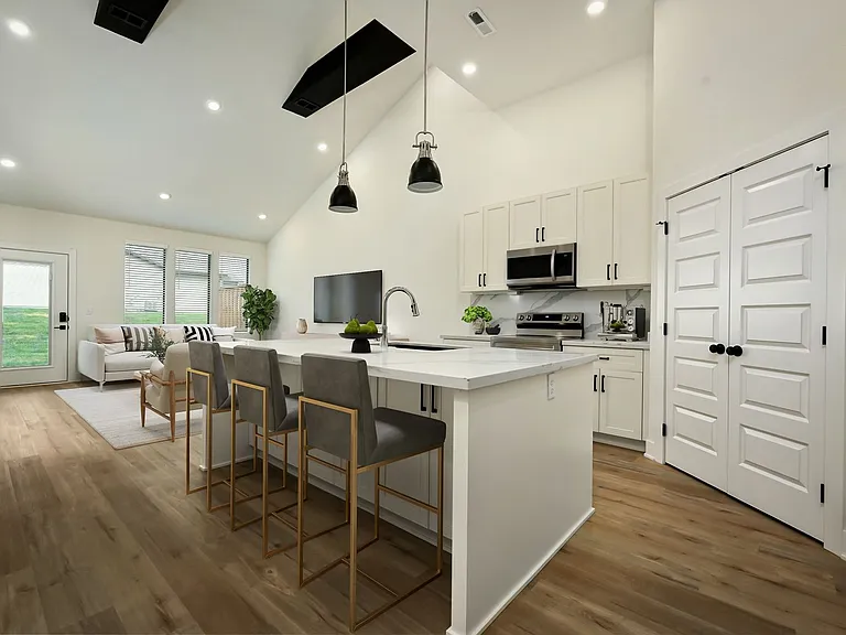 100 & 102 Amberwood Ct — Photo 35