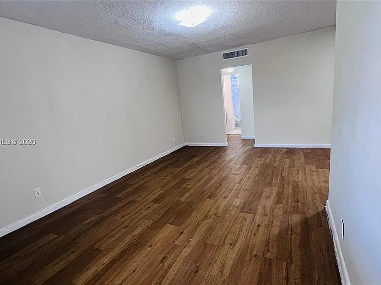 1100 NE 1st Ct #213 — Photo 7