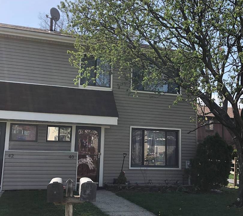 1st image of 40 Arrowood Ct