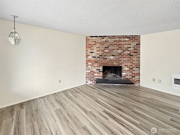 2nd image of 1511 NE 141st Avenue