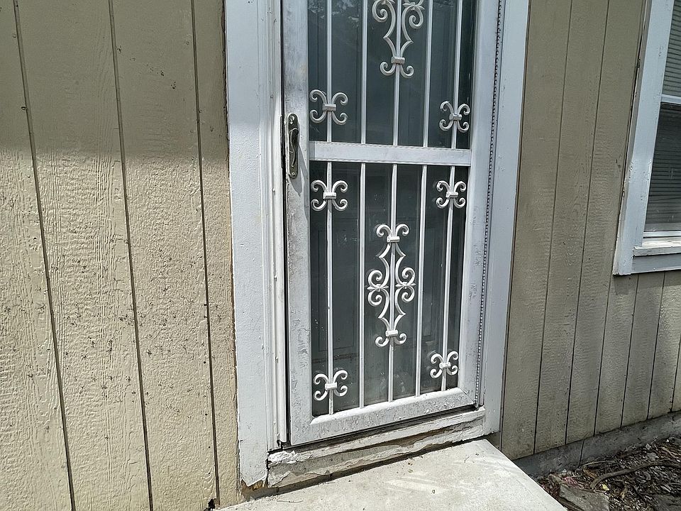 1st image of 1478 E 77th St