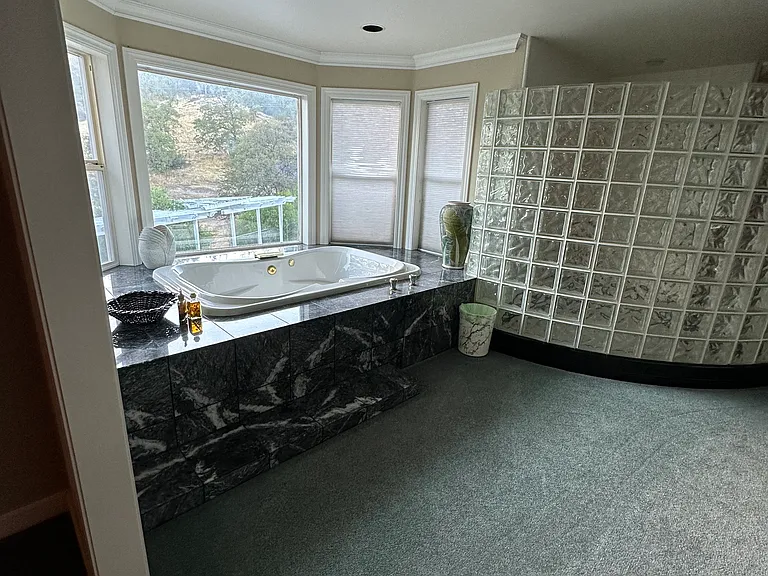 10156 Oak Run Rd — Photo 15