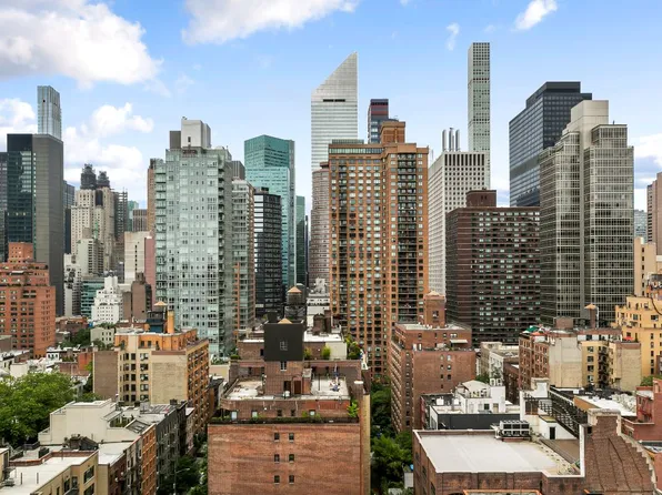 411 East 53rd Street 19D image 12 of 13