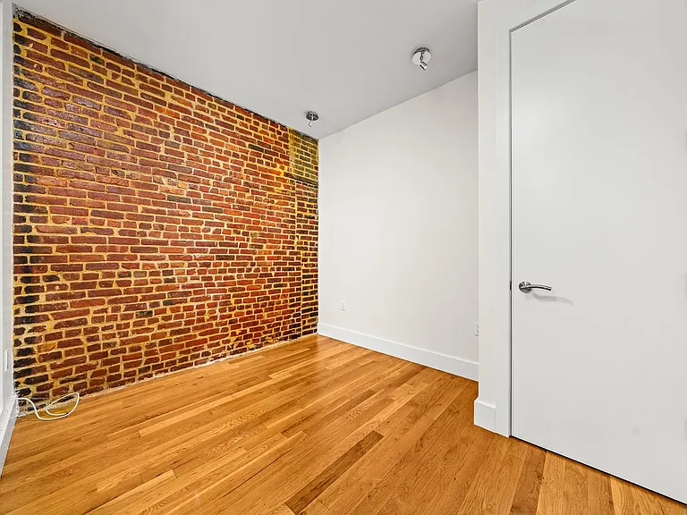 193 Bedford Ave #4B — Photo 5