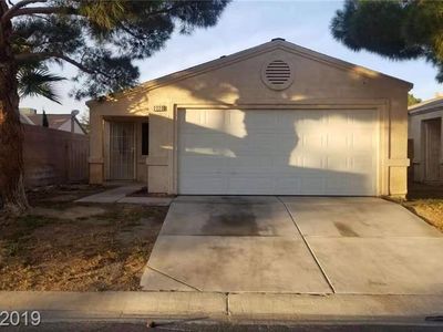 2220 Walnut Hill Ave, Las Vegas, NV, 89106