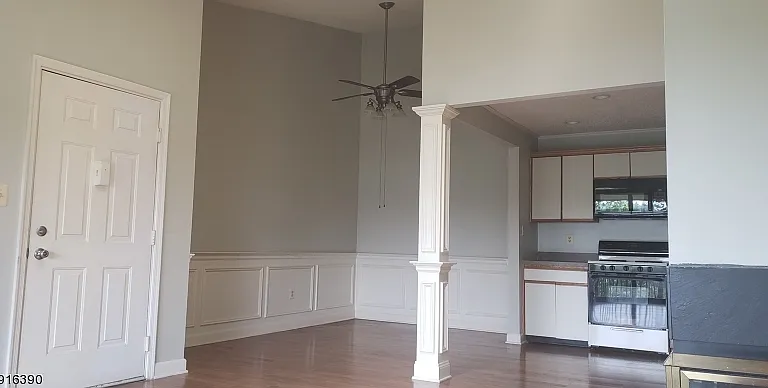 139 Woodward Ln — Photo 1