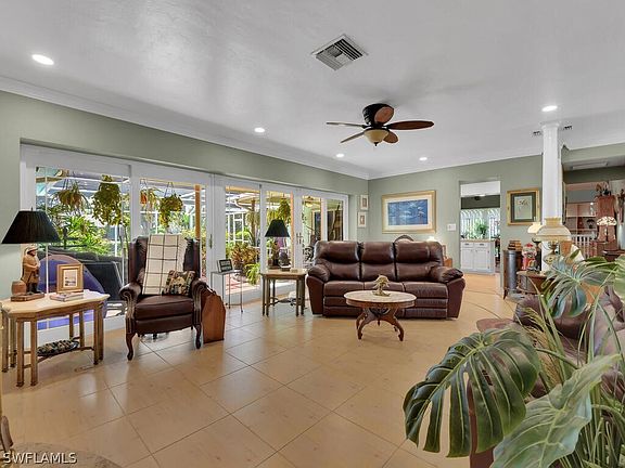 5th image of 5151 Greenbriar Dr