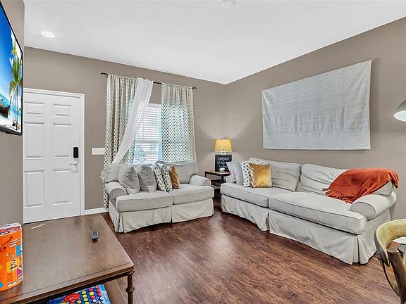 3rd image of 8932 SHINE DRIVE