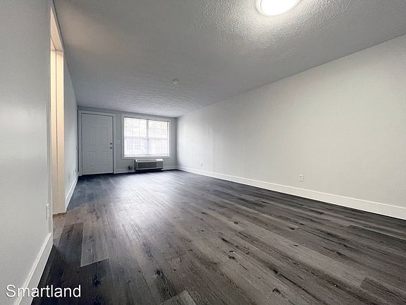 5th image of 270 Woodgate Ct #227