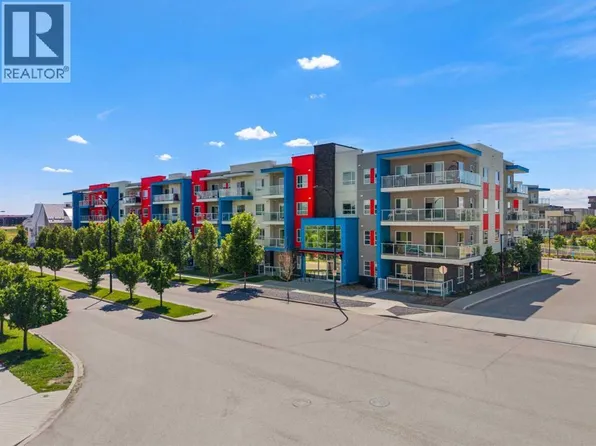 19489 Main St SE, Calgary, AB T3M 2N9