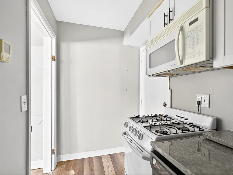 301 Bigham St #2 — Photo 12