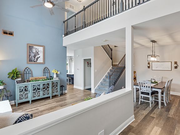 5th image of 2820 Glacier Way Unit A