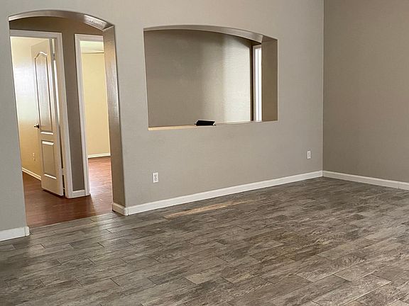 5th image of 10222 E Le Marche Dr