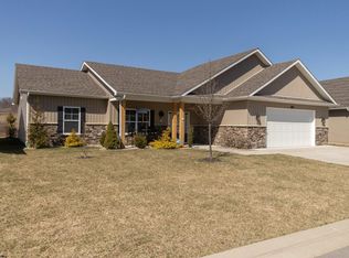 311 Sunbury Ln, Bridgeport, WV 26330