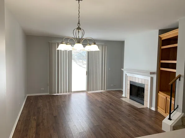 157 Northlight Passe St, Lake In The Hills, IL 60156