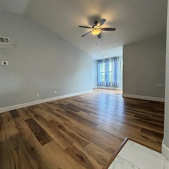 5168 Conroy Rd #28 — Photo 4