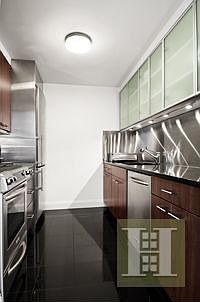 3rd image of 217 E 96th St APT 33A
