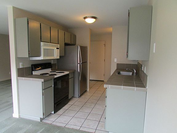 3rd image of 7001 Sand Point Way NE Unit C410