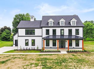 5643 Liberty Rd, Powell, OH 43065