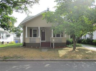 25 Clarner St, Pawtucket, RI 02861