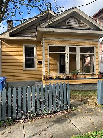 1st image of 2426 Taylor St