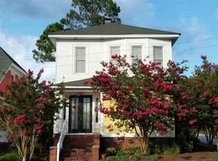 902 Caldwell St, Newberry, SC 29108