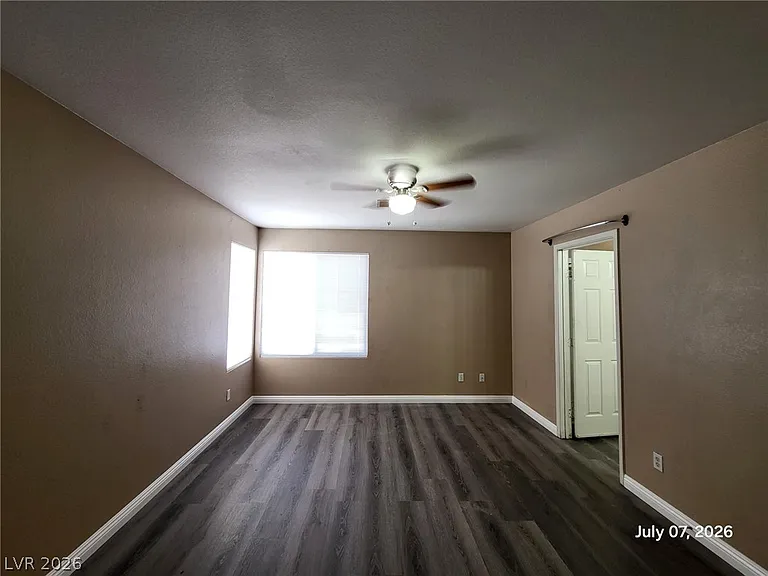 8312 Candlefish Ct — Photo 16